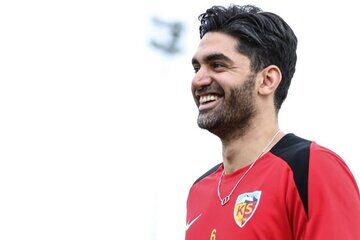 چراغ سبز علی کریمی به استقلال