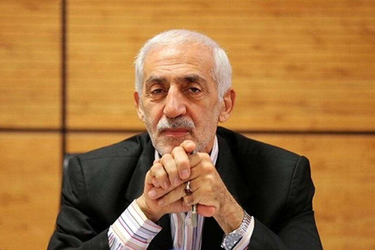 دادکان: دیگر اجازه نمی‌دهند چند ده هزار نفر به آزادی بروند چون ممکن است شعار بدهند!/ اینکه استادیوم آزادی تا پایان آذرماه آماده می‌شود حرف خلاف واقعی است

