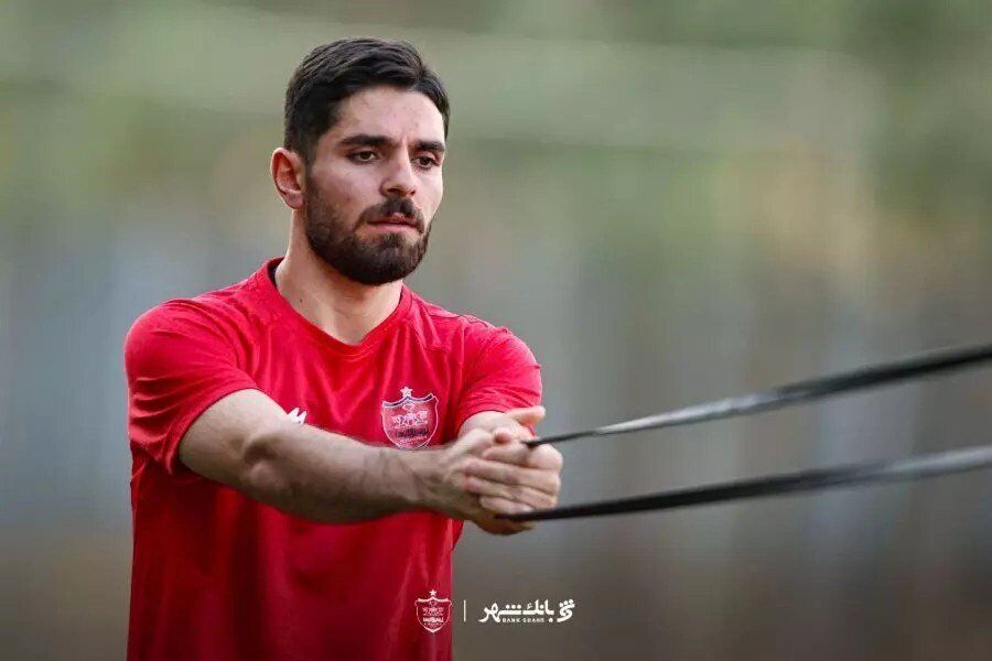 استایل ترسناک ستاره پرسپولیس برای دربی با سبیل