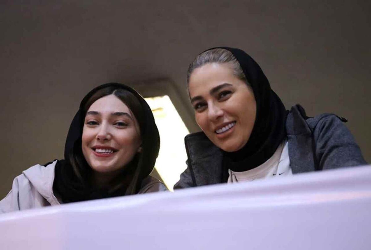 مبینا نعمت زاده در راه کربلا / کاملاً دلی به راهپیمایی اربعین آمدم تا برای مسابقاتم دعا کنم