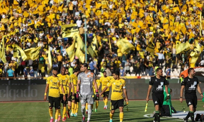  بحران دفاعی سپاهان مقابل الشباب الاهلی 