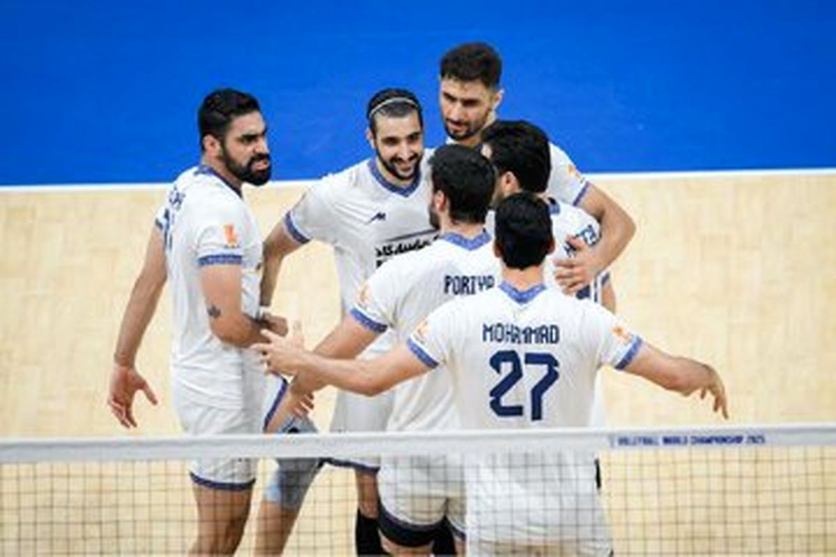 لحظه تلخ بعد از وداع والیبال ایران با قهرمانی جهان/ عکس