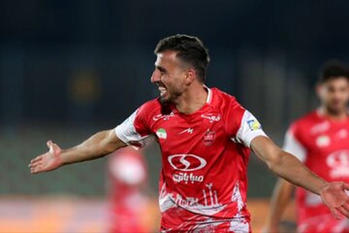 خداحافظی احساسی وینگر جنجالی با پرسپولیس