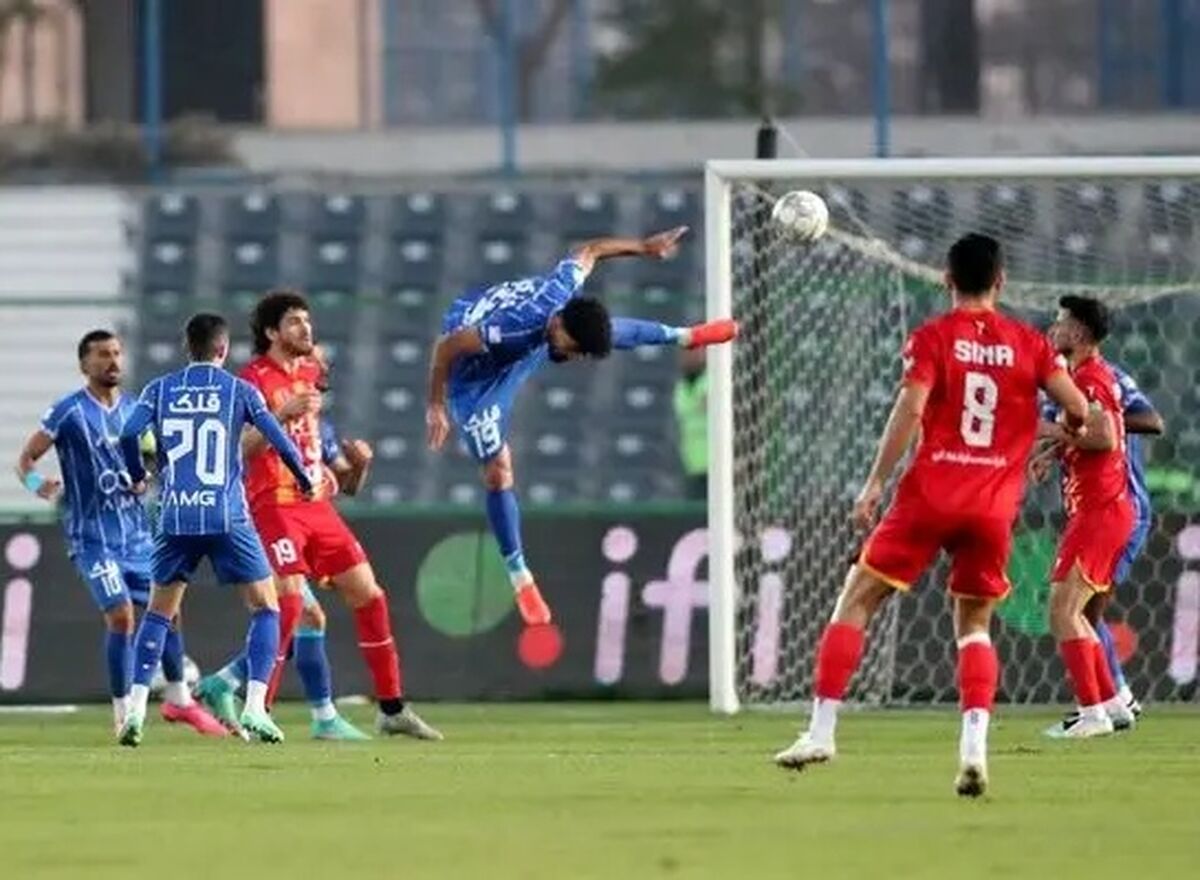 استقلال با صدر به سراغ پرسپولیس رفت؛ فولاد امتیاز نخواست!