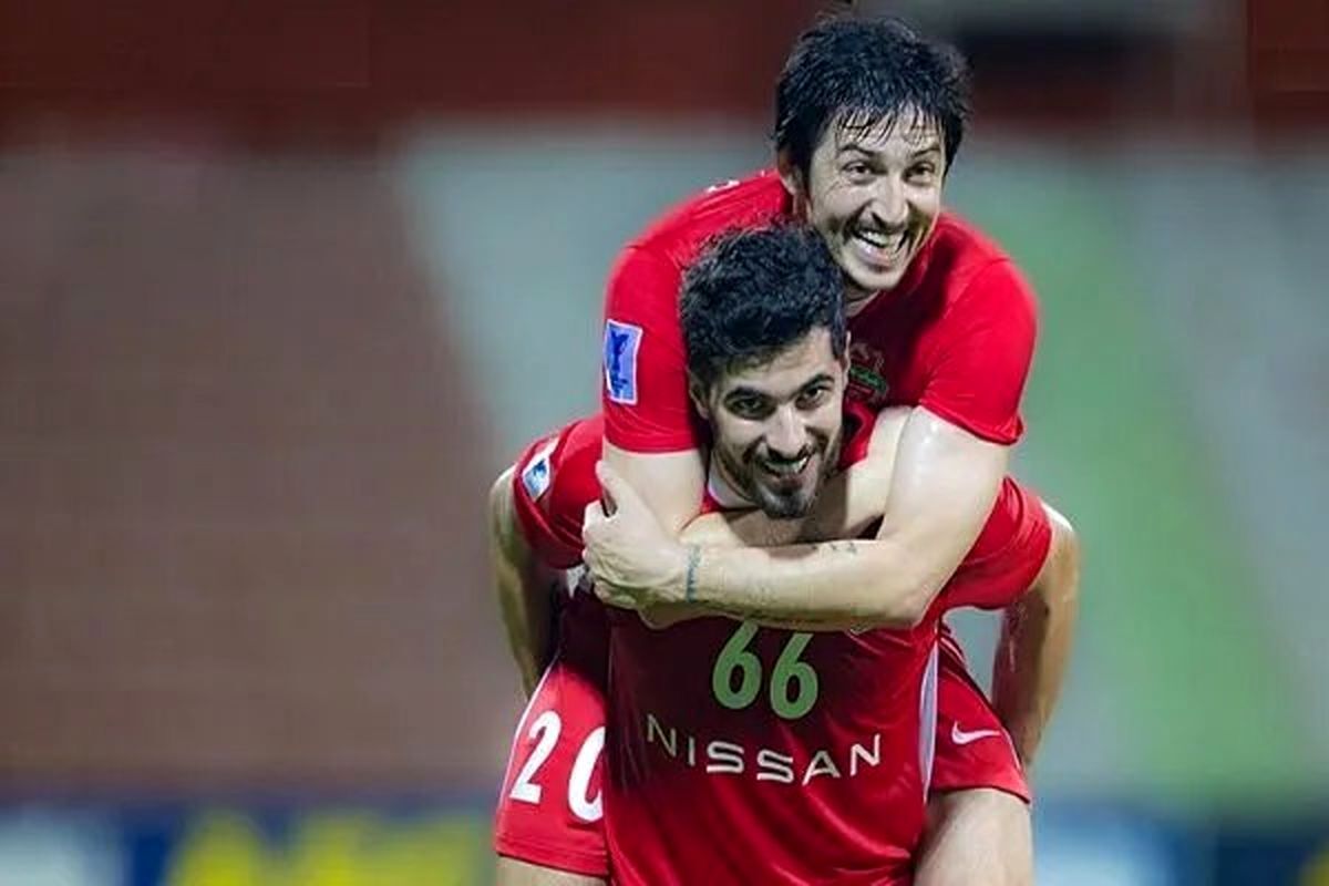 ژست سردار و سعید با مدال طلا
